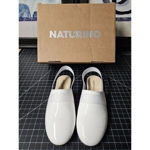 Naturino Girl's Evry  White closed toe sandals EU‎ 30 (US 12-12.5 Little Kid) M